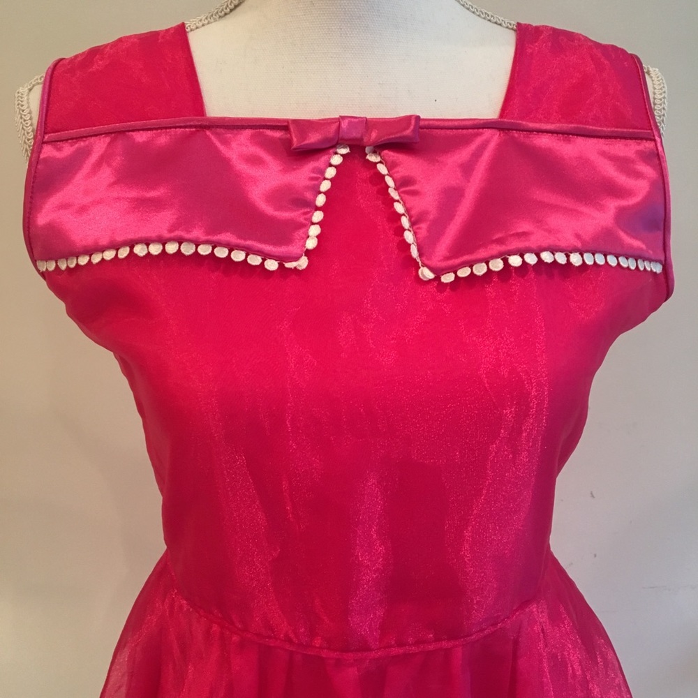 Vintage retro Frothy Pink Taffeta Prom Dress - Picture 2 of 7